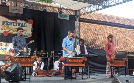 Menikmati Mainan dan Kuliner Jadul di Festival Klangenan