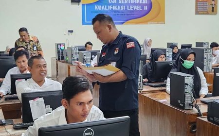Pendaftar PPK Ikuti Tes CAT, Dari 239 Pelamar 33 Tidak Hadir