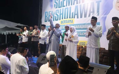 Hadiri Sleman Bersholawat, Kustini Ajak Masyarakat Teladani Perilaku Nabi