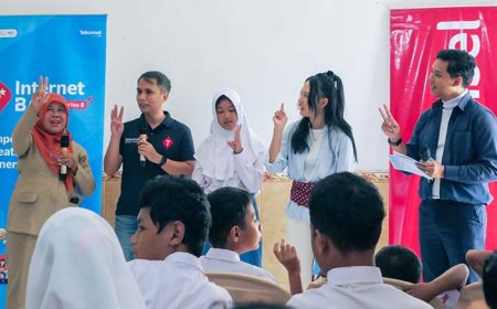 Internet BAIK Series 8, Lebih dari 1.000 Pelajar dan Guru Belajar Tantangan Dunia Kreatif Digital