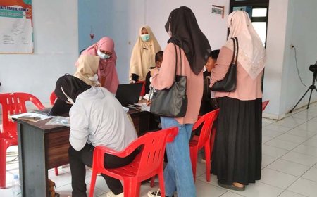 Masih Jadi Syarat, Ratusan Pencari Kerja Berburu Vaksin Booster