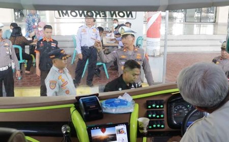 Polres Kebumen Menguji Kelayakan Beroperasi Bus Antar Kota