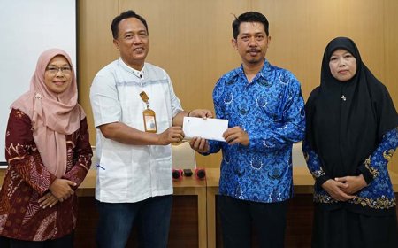 Dua Sekolah Terima Bantuan Dari UMBY