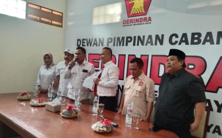 Gerindra Terima Berkas Pendaftaran Arif Sugiyanto