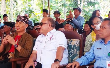 Ratusan Warga Wanglu Merasakan Manfaat Sumur Bur Baru