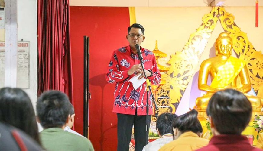 Wabup Ajak Umat Budha Doakan Kemajuan Sleman