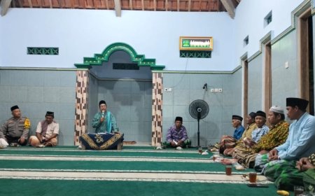 Mushala Nurul Musthofa Menyatukan Seluruh Komunitas