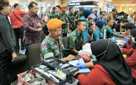 Sejumlah 1.000 Orang Donor Darah untuk Kemanusiaan