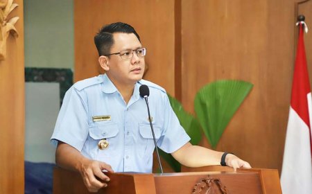 Warga Sleman Bisa Bekerja Sambil Kuliah Gratis di Karawang