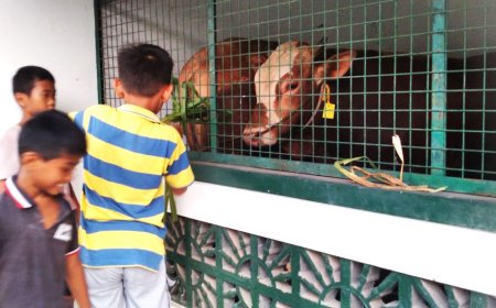 Bahkan Jalan Raya Depan Masjid Agung Purworejo Ditutup Sejak Subuh