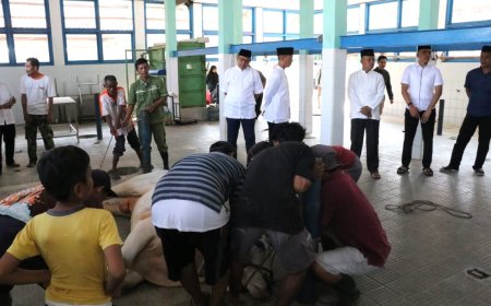 Polres Kebumen Kurban Empat Sapi dan 50 Kambing