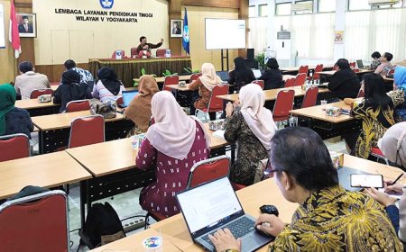 LLDIKTI Sosialisasikan 49 Standar Pelayanan Bebas Biaya