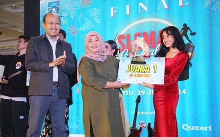 Bupati Serahkan Piagam Penghargaan Juara Kompetisi Sleman Got Talent 2024