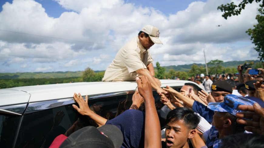 Prabowo Meresmikan Bantuan Pipanisasi Air Bersih di Gunungkidul