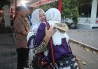 Kedatangan Kloter Pertama Jamaah Haji Asal Sleman Disambut Bupati