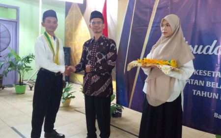 Pertama Kalinya PKBM Adi Jiwa Gelar Wisuda Purnasiswa Sejak Berdiri 23 Tahun Silam