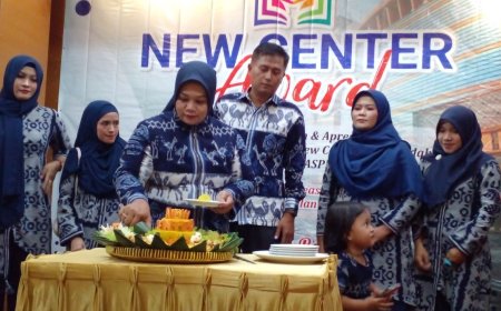 New Center Beri Apresiasi Siswa Berprestasi