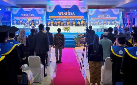 STIPRAM Mengukir Sejarah Baru, Wisudawan Harus Siap Menghadapi Tantangan