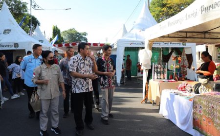 Peringatan Hari Koperasi Dimeriahkan Bazar UMKM