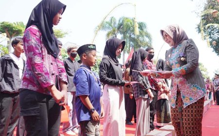 Bupati Klaten Sri Mulyani Pamitan dan Meminta Maaf