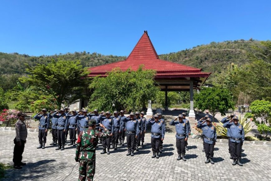 Sejumlah 30 Anggota Linmas Desa Karangasem Klaten Mengikuti Pelatihan