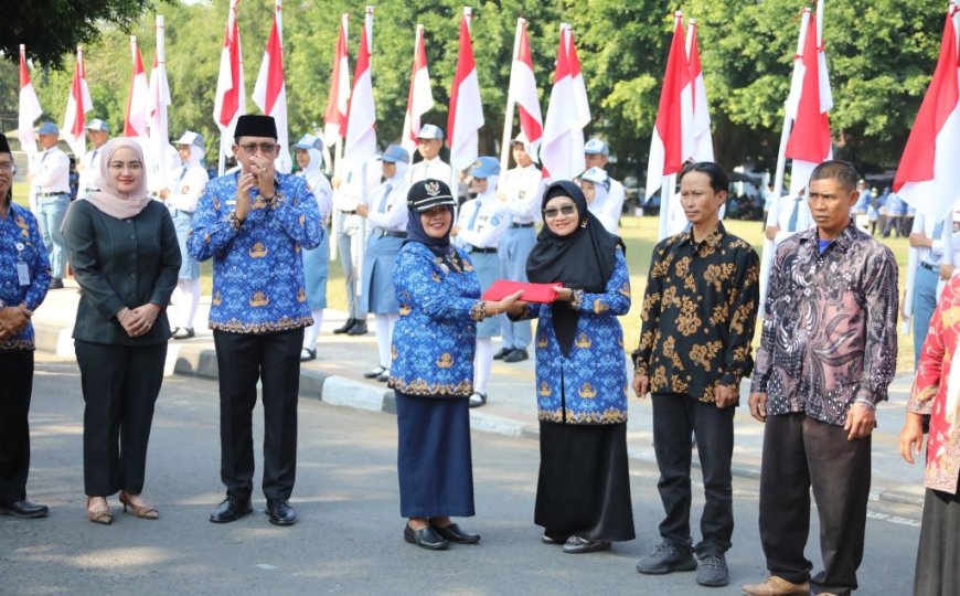 Pemkab Sleman Canangkan Gerakan Pembagian Bendera Merah Putih