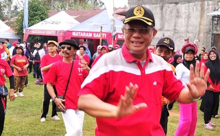 Peringati HUT Kemerdekaan ke 79, Warga Doplang Antusias Mengikuti Jalan Santai Sehat