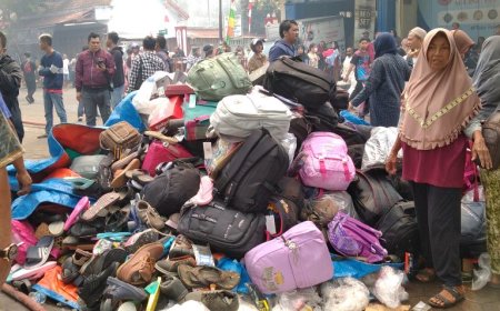 Pasar Kutoarjo Terbakar, Pedagang Sepatu Meratapi Kiosnya Ludes Dilalap Si Jago Merah