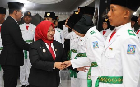 Bupati Sleman Mengukuhkan 75 Anggota Paskibraka