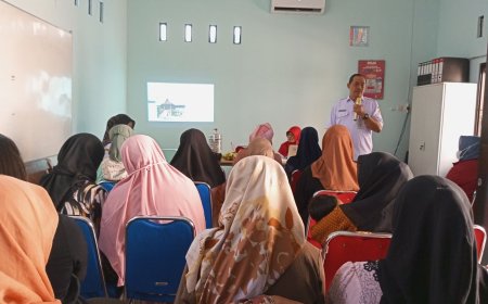 Ibu-ibu Hamil di Klaten Mengikuti Penyuluhan Pola Hidup Sehat