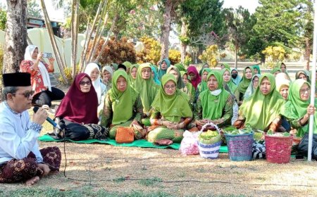 Memperingati HUT RI , Muslimat NU Ranting Wijirejo Bantul Gelar Tahlil di Makam Pahlawan