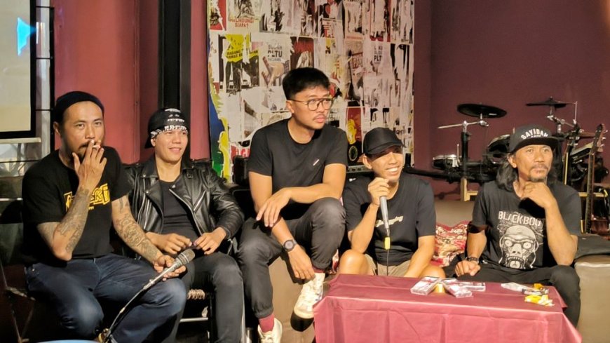 Bertahan 27 Tahun, Something Wrong Meluncurkan Album Reignite