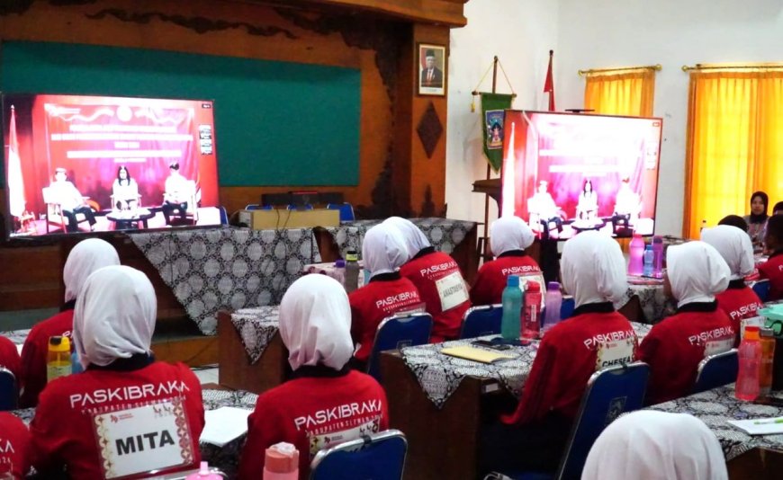 Anggota Paskibraka Sleman Mengikuti Pembelajaran PIP