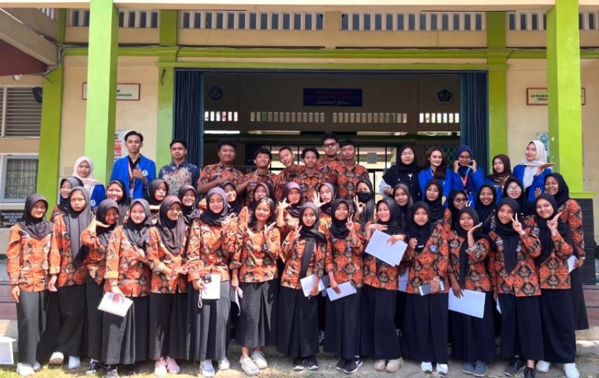 Dosen UMBY Beri Bimbingan Penalaran Matematis di SMA Negeri 1 Pengasih