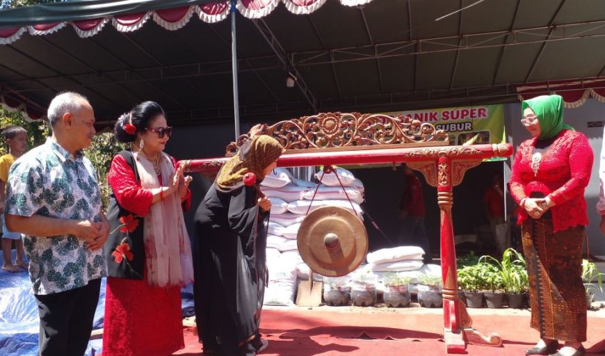 Besan Presiden Meluncurkan Produk Pupuk Organik Super