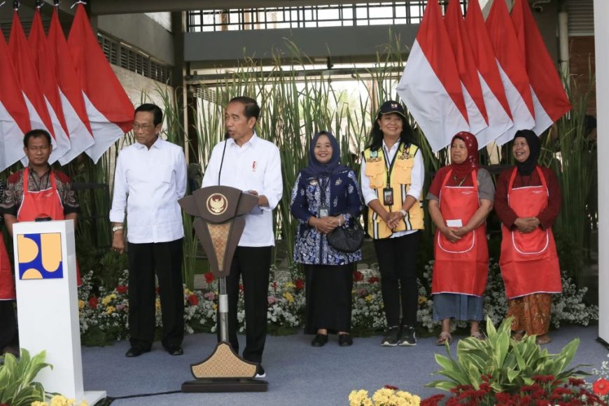 Meresmikan Pasar Godean, Jokowi: Nyuwun Tulung Nggih, Dirawat