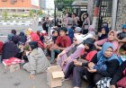 Menolak Dipindah Paksa Ratusan Pedagang Pasar Godean Mengadu ke DPRD Sleman