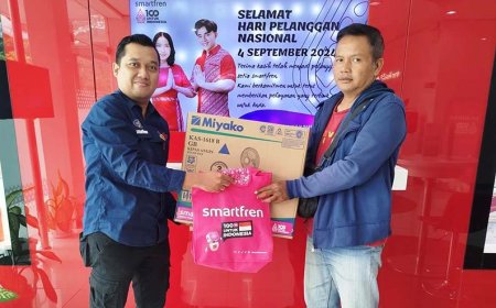 Ketiban Rezeki, Smartfren Bagikan Hadiah Untuk Pelanggan di Jogja dan Solo