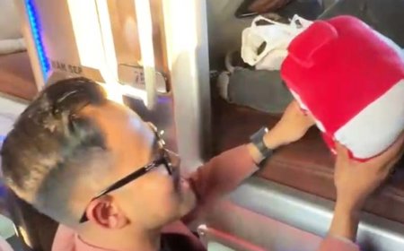 Gilang Widya Pramana Mendadak Jadi Pramugara Bus AKAP Juragan 99 Trans Jurusan Jakarta – Malang