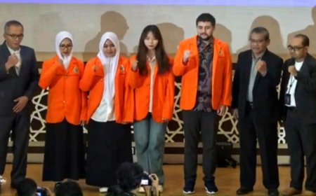 Gelar P2K dan Salurkan Beasiswa, UAD Sambut 4.040 Mahasiswa Baru