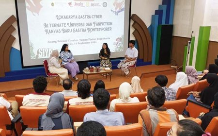 Alternate Universe dan Fanfiction: Kanvas Baru Sastra Kontemporer Menuju Perkembangan Digital
