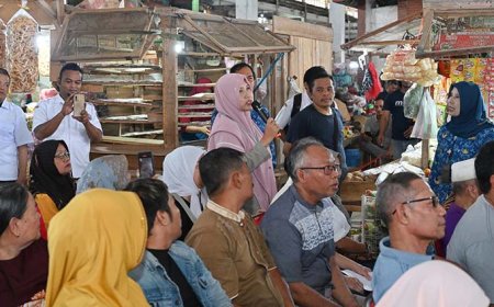Akomodir Keberatan Pedagang Soal Besaran Retribusi di Pasar Rakyat, Bupati Kebumen Menampik Karena Pilkada