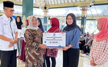Perempuan dan Generasi Muda Sleman Terima Bantuan Sosial