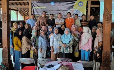 Perajin Batik Kayu Desa Wisata Krebet Sering Malu Saat Ditanya Wisatawan