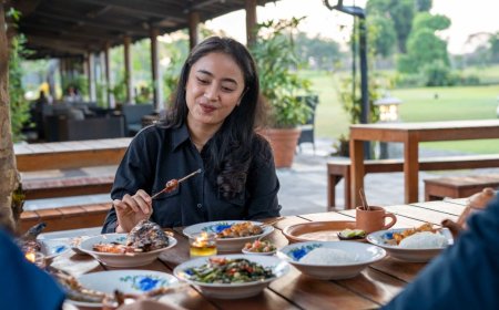 Hyatt Regency Yogyakarta Menawarkan Sensasi Kuliner Seafood di Tepi Lapangan Golf