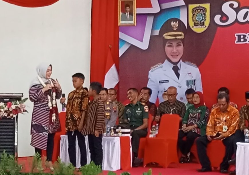 Bupati Klaten Meresmikan Gedung Serbaguna Desa Gombang