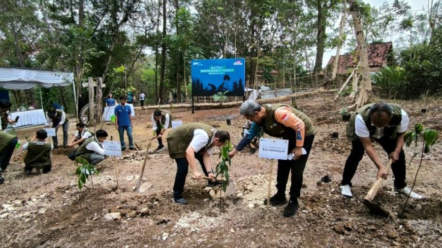 KLHK dan Astra Merehabilitasi Hutan Wanagama Gunungkidul
