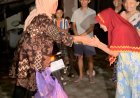Gelap Gulita, Kustini Kunjungi Warga Sleman Korban Bencana Alam