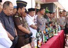 Miras Ribuan Botol Hasil Razia Polres Kulonprogo Dimusnahkan