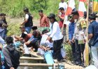 Dukung Pelestarian Lingkungan, Kapolres Kulonprogo Tebar Benih Ikan di Sungai Progo